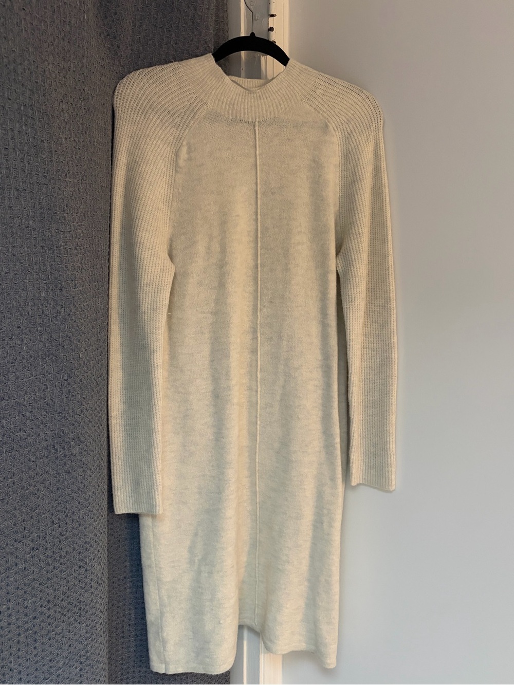 Banana Republic Cream Long Sleeve Knit Midi Dress
